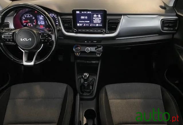 2022' Kia Stonic 1.2 Dynamic photo #4