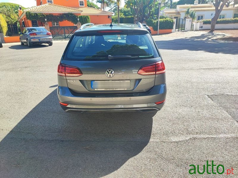 2018' Volkswagen Golf Variant photo #6