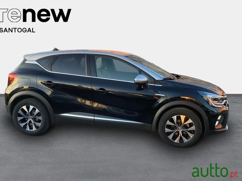 2023' Renault Captur photo #4