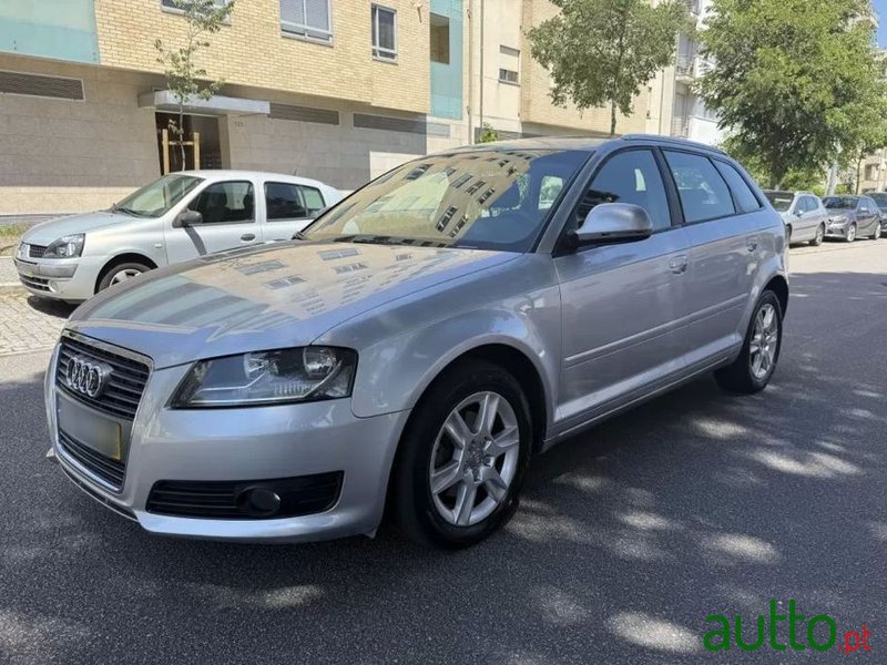 2009' Audi A4 2.0 Tdi Advance photo #3