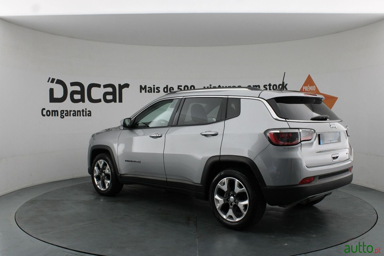 2019' Jeep Compass photo #5