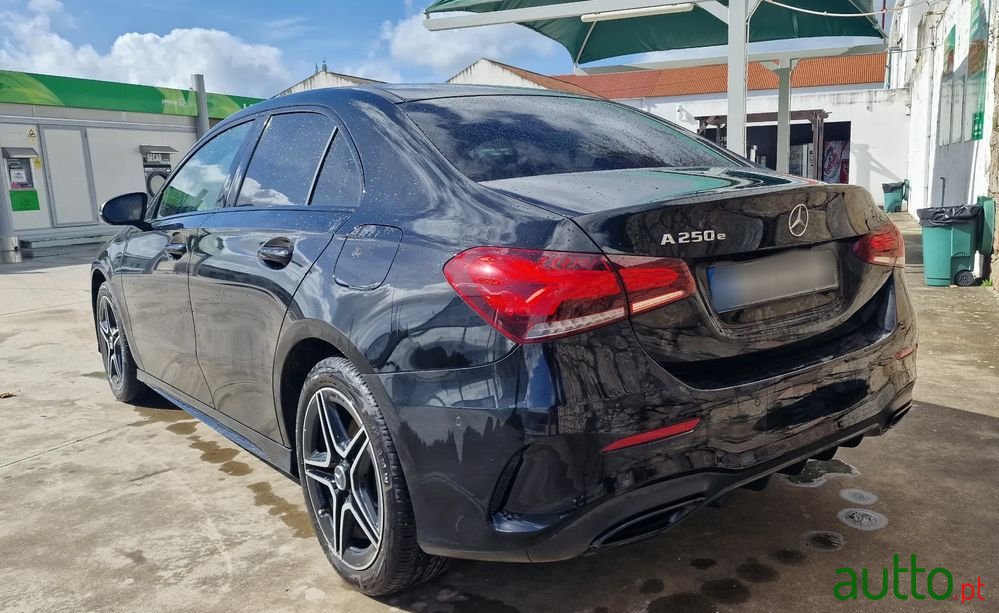 2021' Mercedes-Benz A 250 E Amg Line photo #4