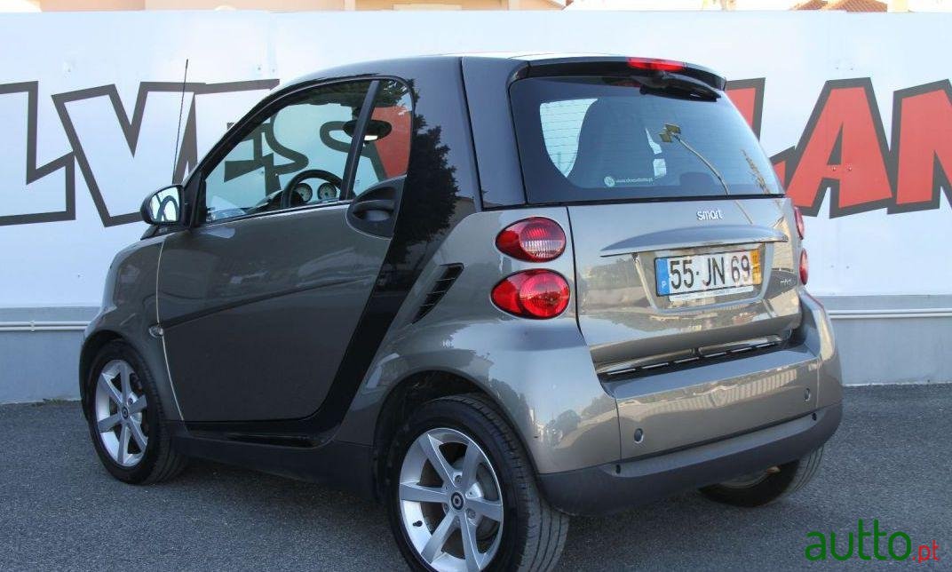 2010' Smart Fortwo photo #2