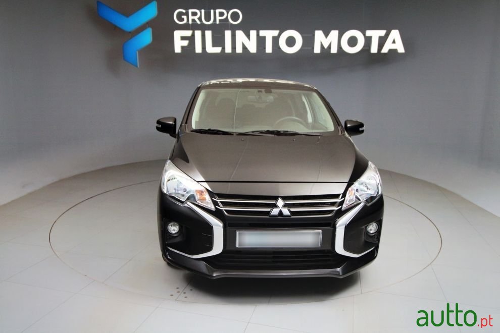 2022' Mitsubishi Space Star photo #1