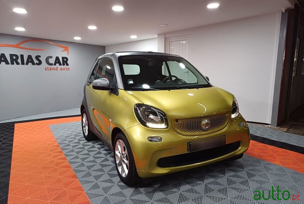 2016' Smart Fortwo photo #2