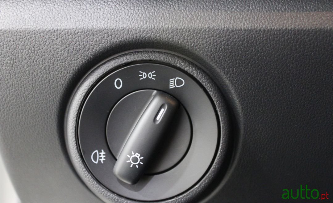 2020' Volkswagen Up photo #6