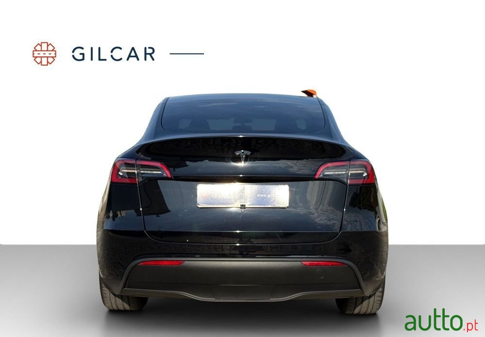 2022' Tesla Model Y Standard Rwd photo #5