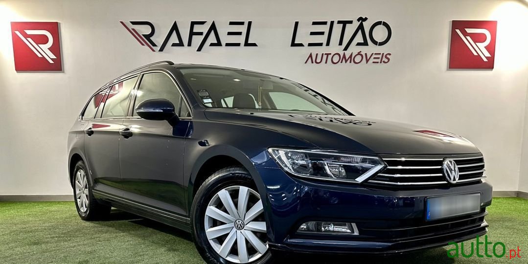 2015' Volkswagen Passat Variant photo #5