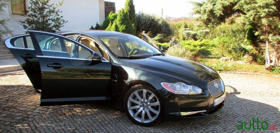 2010' Jaguar XF 3.0D V6 S Luxury photo #1