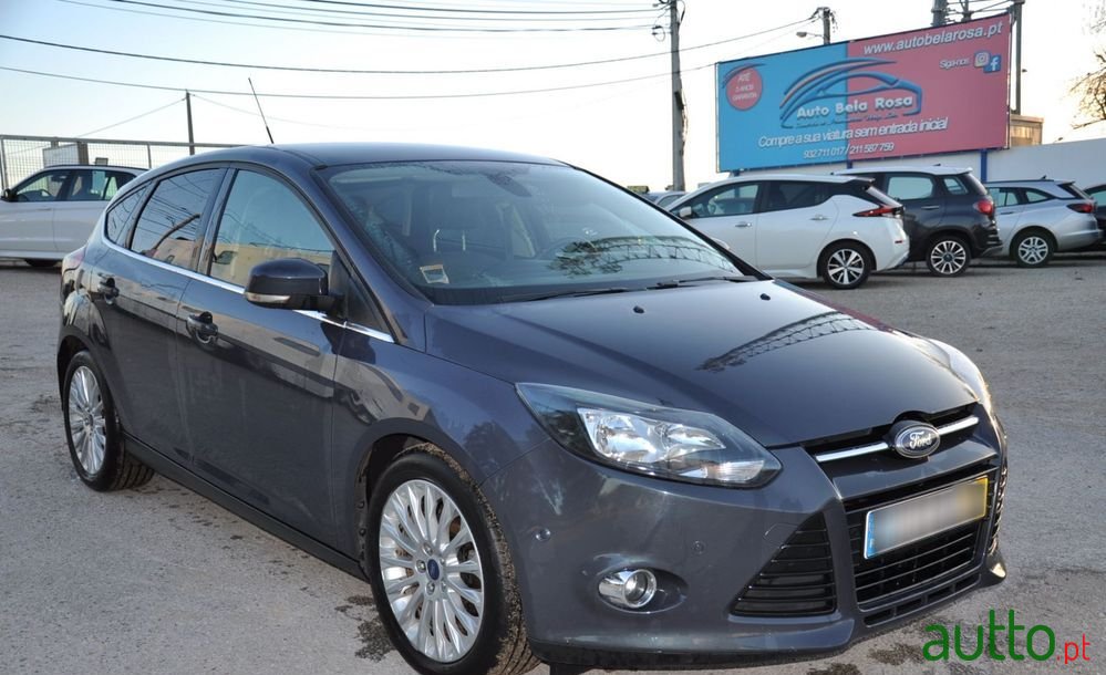 2014' Ford Focus photo #1