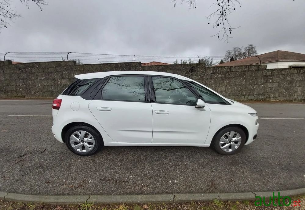 2014' Citroen C4 Picasso photo #1