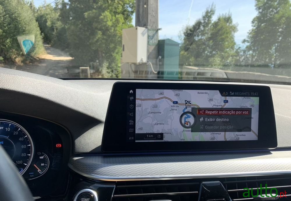 2017' BMW 530 photo #5