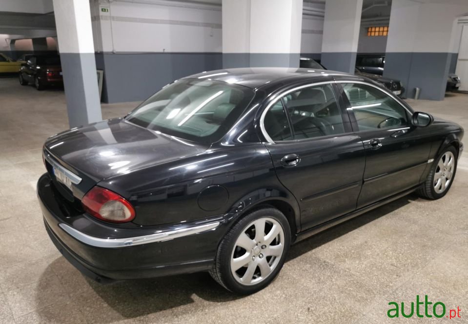 2004' Jaguar X-Type photo #4