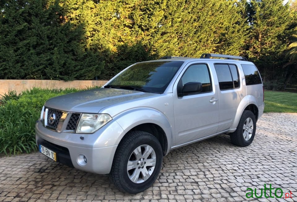 2006' Nissan Pathfinder photo #1