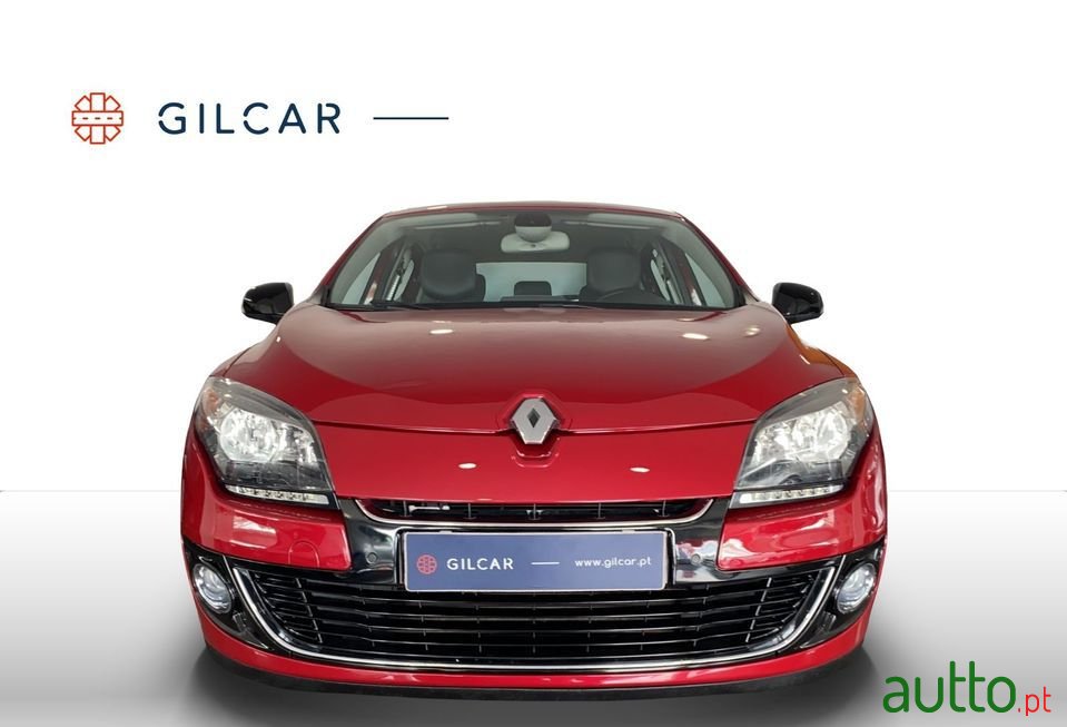 2013' Renault Megane photo #3