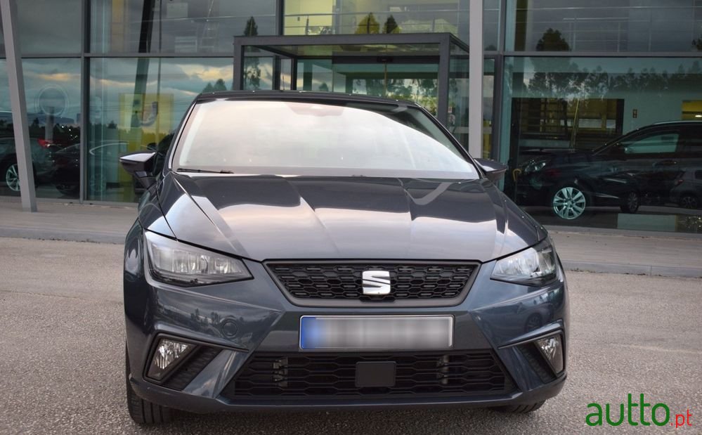 2023' SEAT Ibiza 1.0 Tsi Style photo #2