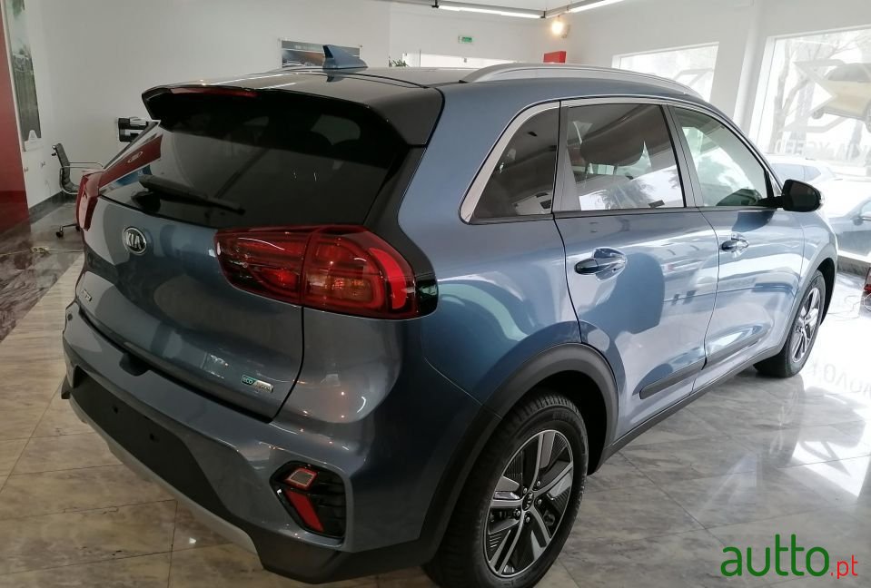 2021' Kia Niro photo #2