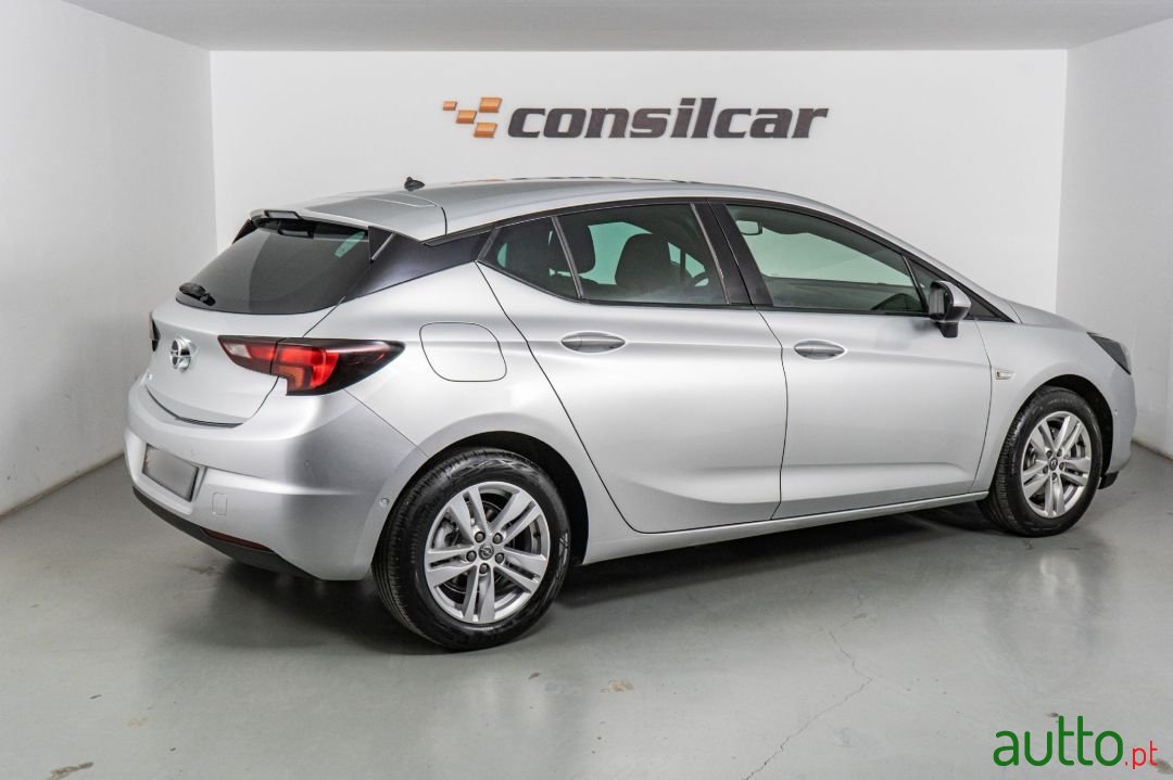 2021' Opel Astra photo #6