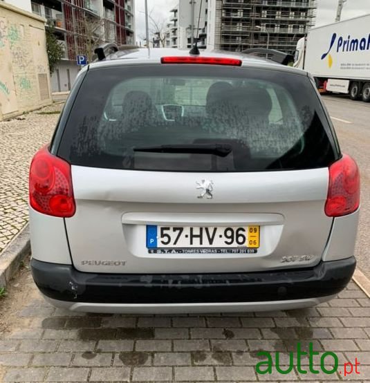 2009' Peugeot 207 Sw photo #1