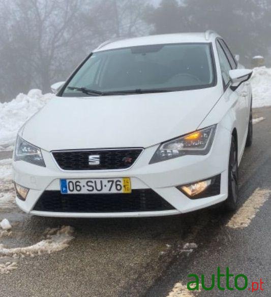2014' SEAT Leon-St photo #3