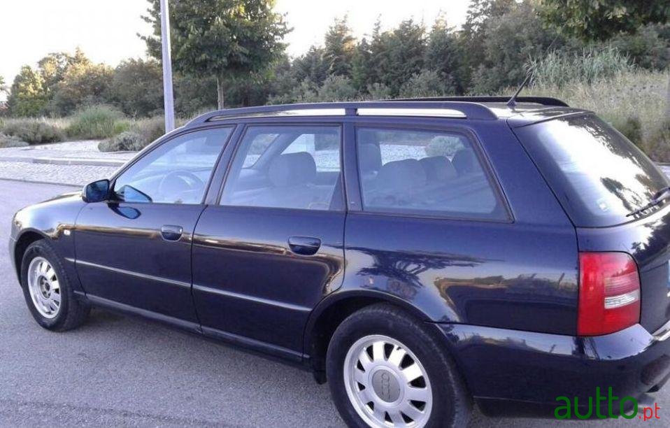 2000' Audi A4 Avant photo #1