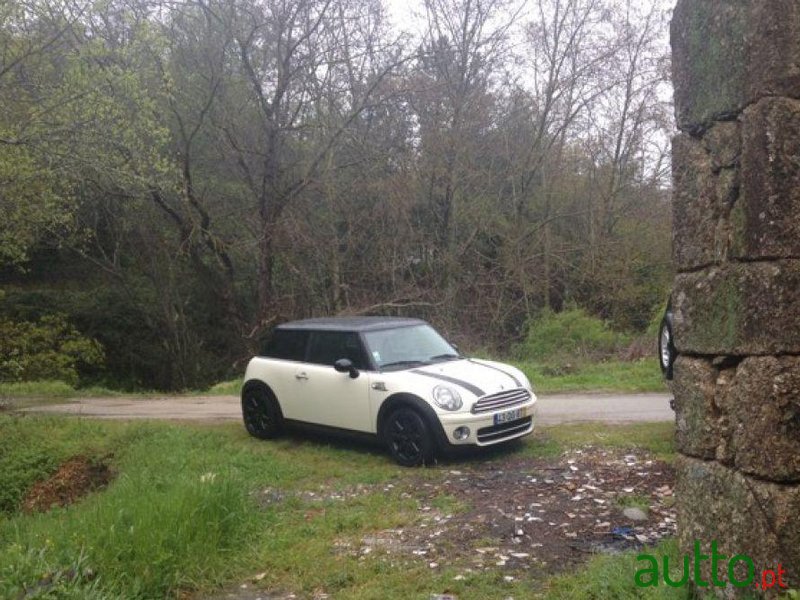 2008' MINI Cooper D photo #2