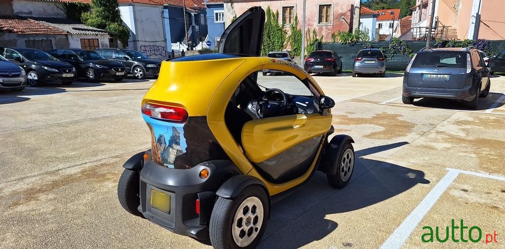 2017' Renault Twizy 80 Life Flex photo #5