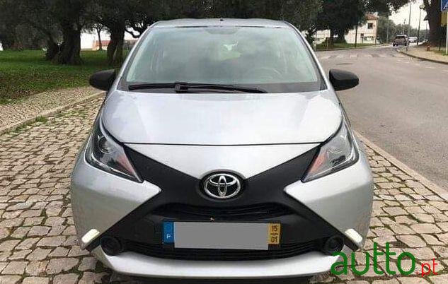 2015' Toyota Aygo 1.0 Xplay Ac Sport photo #4