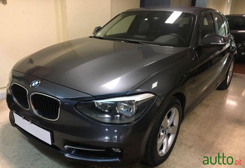 2014' BMW 116 D Line Sport Nacional photo #1