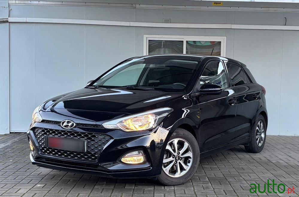 2019' Hyundai i20 photo #1
