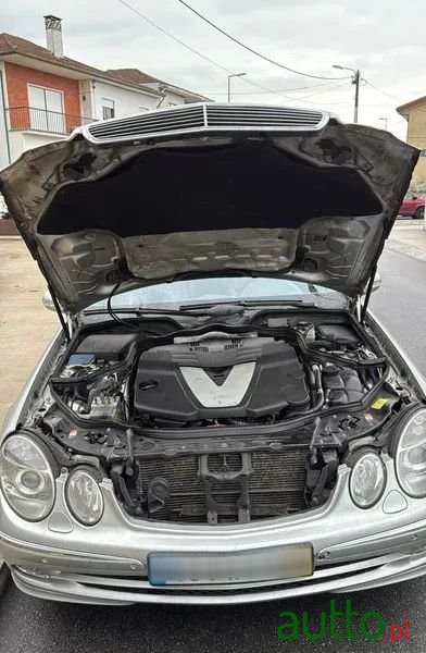 2006' Mercedes-Benz Classe E Cdi Avantgarde photo #5