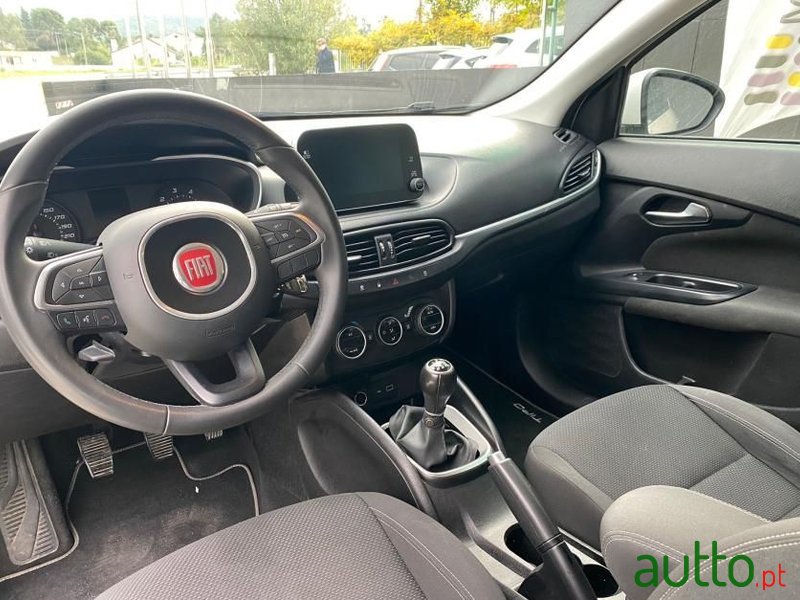 2019' Fiat Tipo photo #6