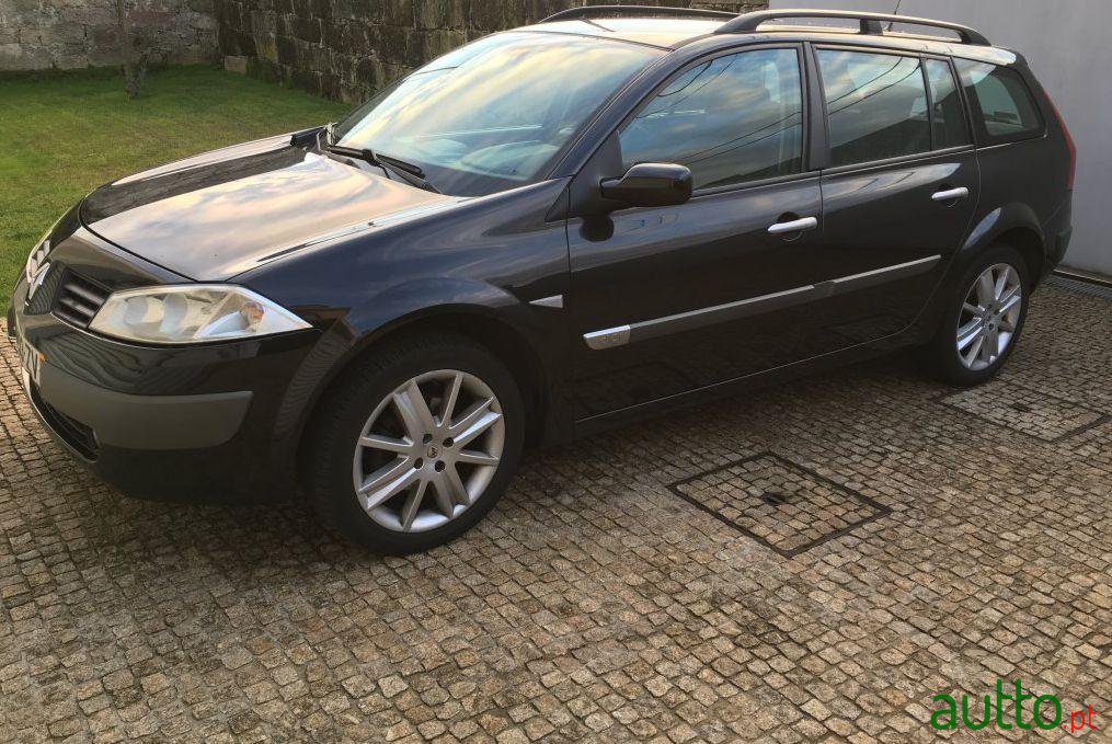 2005' Renault Megane 1.5 dCi Dynamique Luxe photo #3