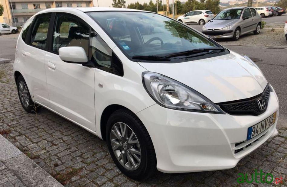 2013' Honda Jazz photo #4