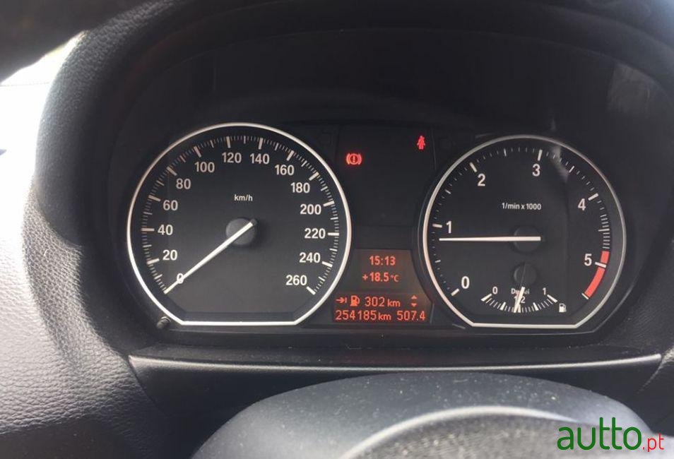 2008' BMW 120 E82 photo #3