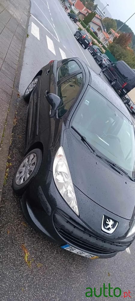 2008' Peugeot 207 photo #2