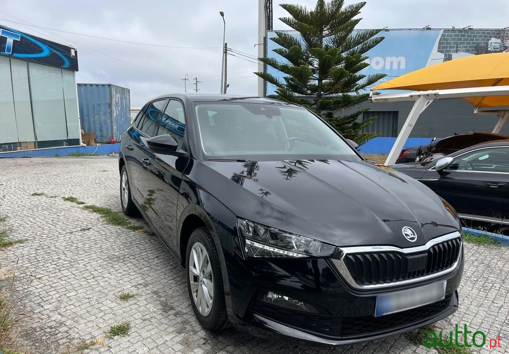 2023' Skoda Scala 1.0 Tsi Style photo #4