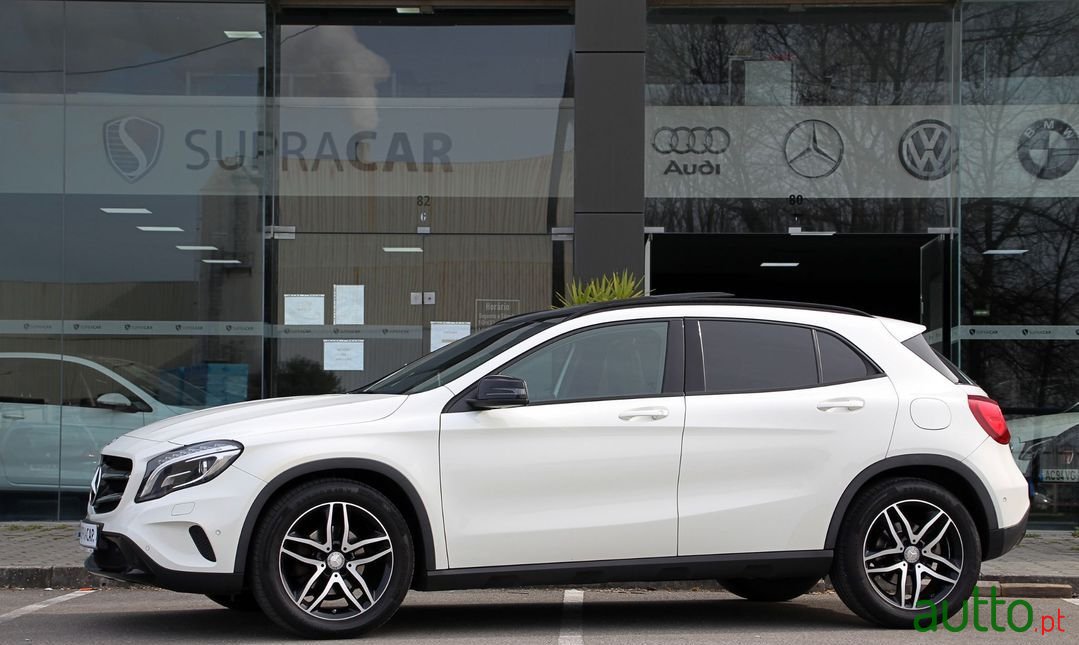 2016' Mercedes-Benz Gla-180 photo #4