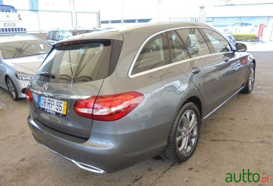 2016' Mercedes-Benz C-220 photo #2