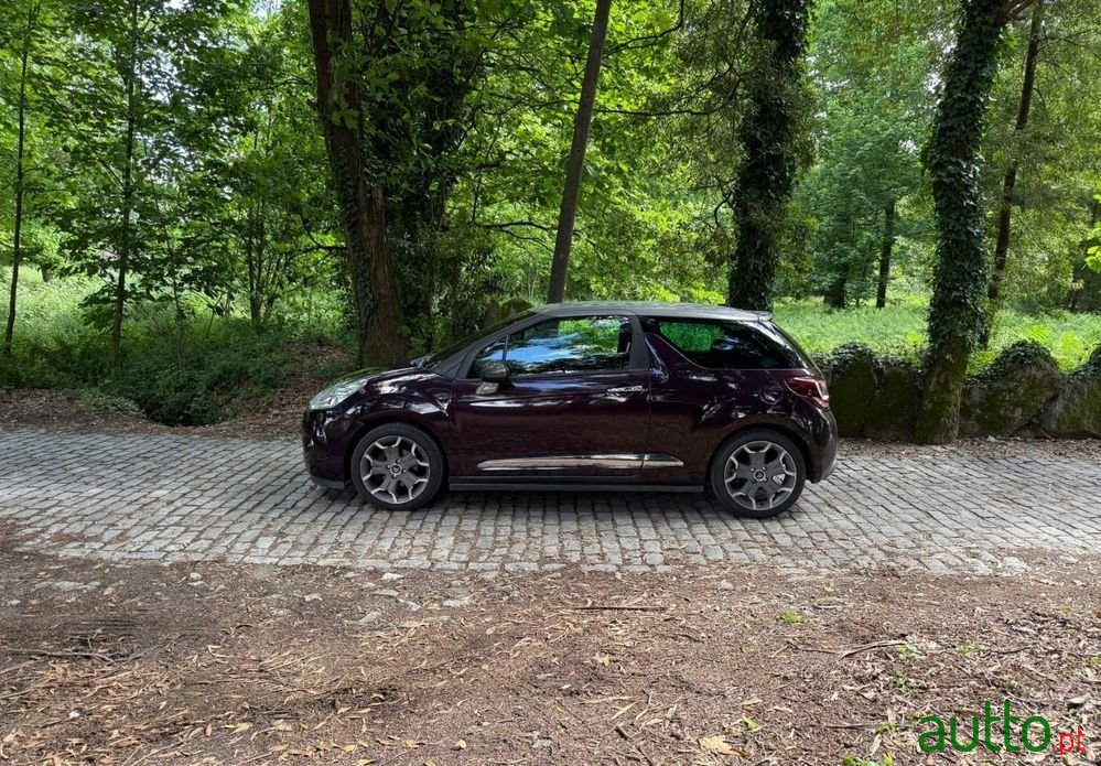 2014' Citroen DS3 1.2 Vti Chic Etg photo #4