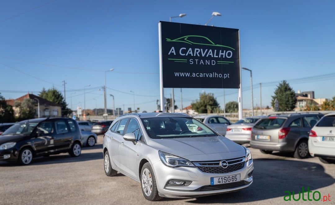2016' Opel Astra Sports Tourer photo #1