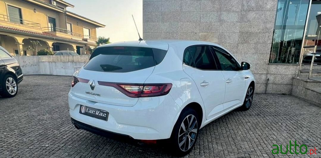2016' Renault Megane photo #5