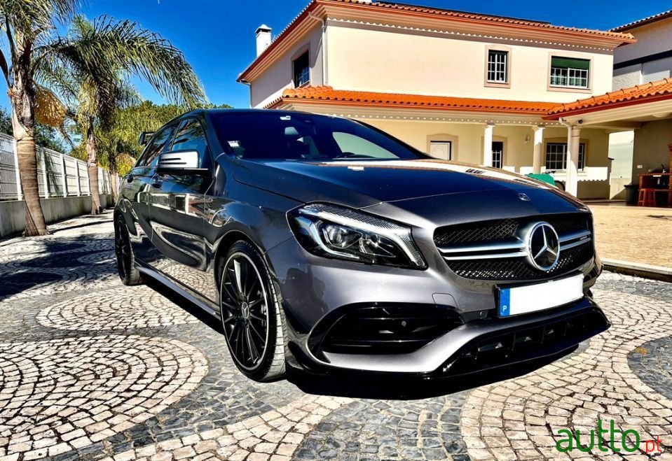 2017' Mercedes-Benz A 45 Amg photo #2
