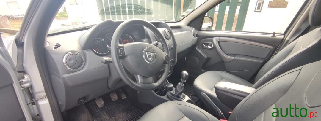 2016' Dacia Duster photo #4