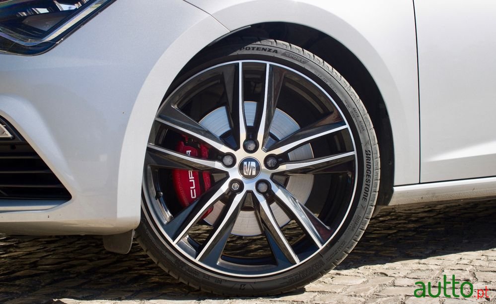 2017' SEAT Leon 2.0 Tsi S&S Dsg Cupra 300 photo #4