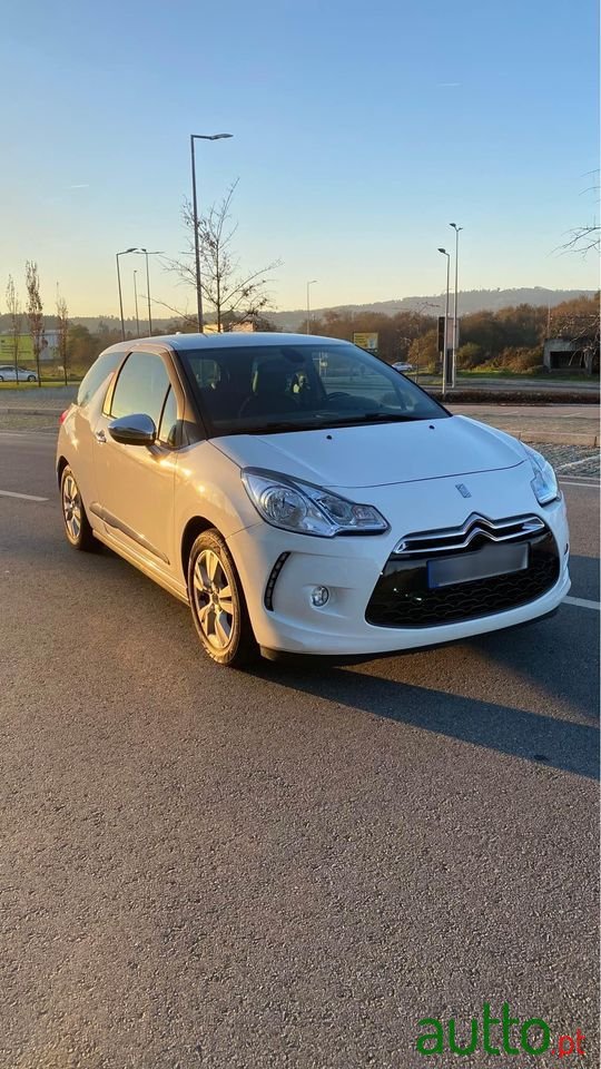 2010' Citroen DS3 photo #1