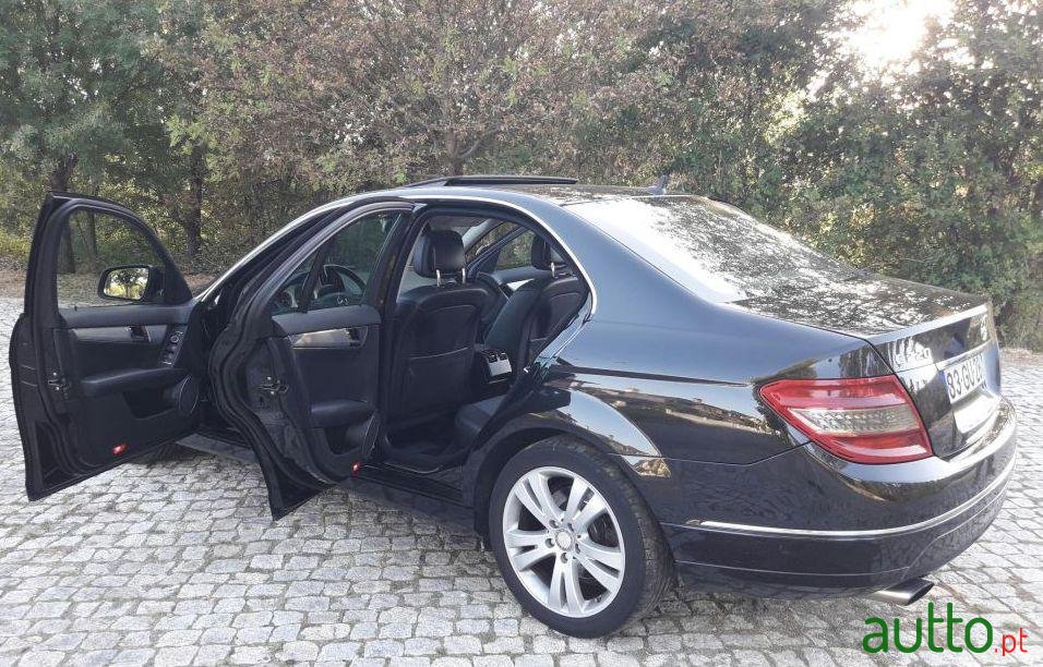 2008' Mercedes-Benz C-220 photo #1