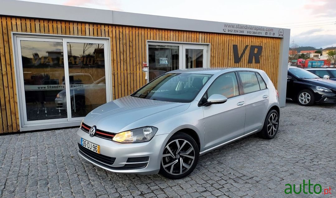 2014' Volkswagen Golf photo #1