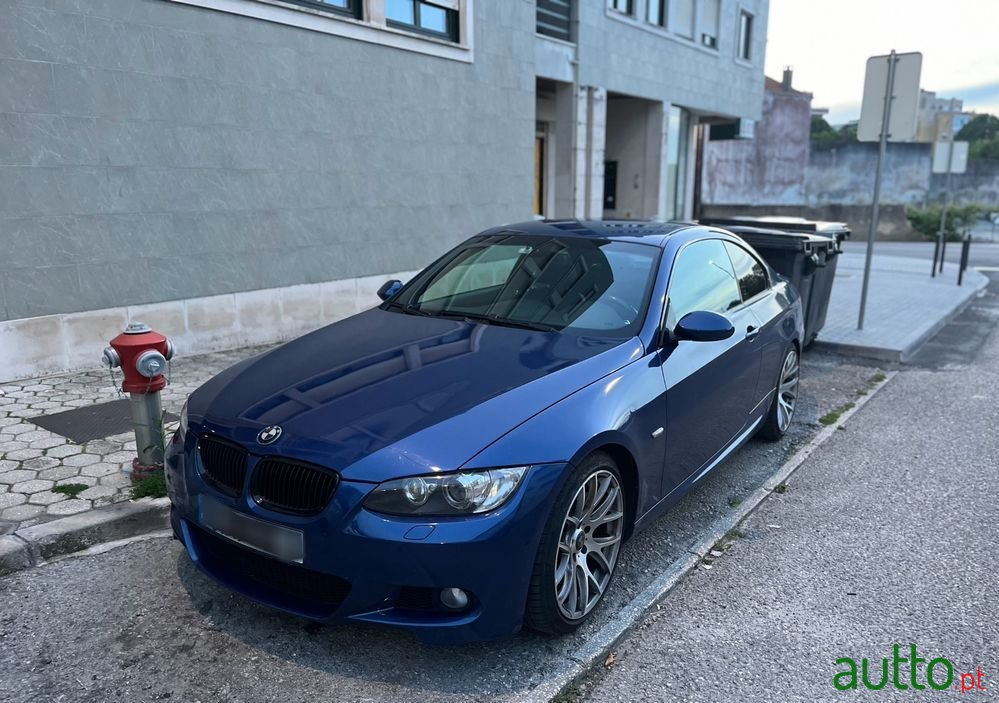 2008' BMW 335 D Auto photo #5