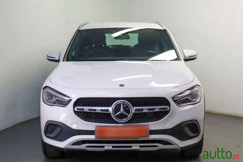 2022' Mercedes-Benz Classe Gla E Style photo #2